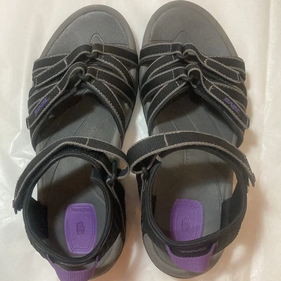 Stylish Black adjustable strap Teva Tierra Sandal 4266 - Picture 4 of 12